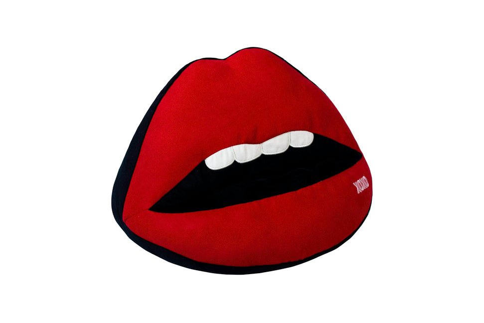 Hot Lips Bookcouch - Ingram